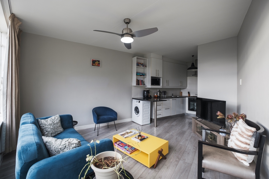 3 Bedroom Property for Sale in Vredehoek Western Cape